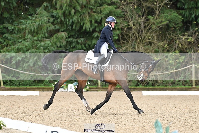 251023A-115827-02133 - B-140-Charlotte.Ward