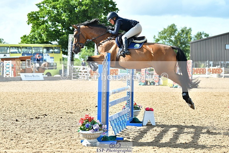 230729A-170618-07670 - Cls 18 National 1.30m