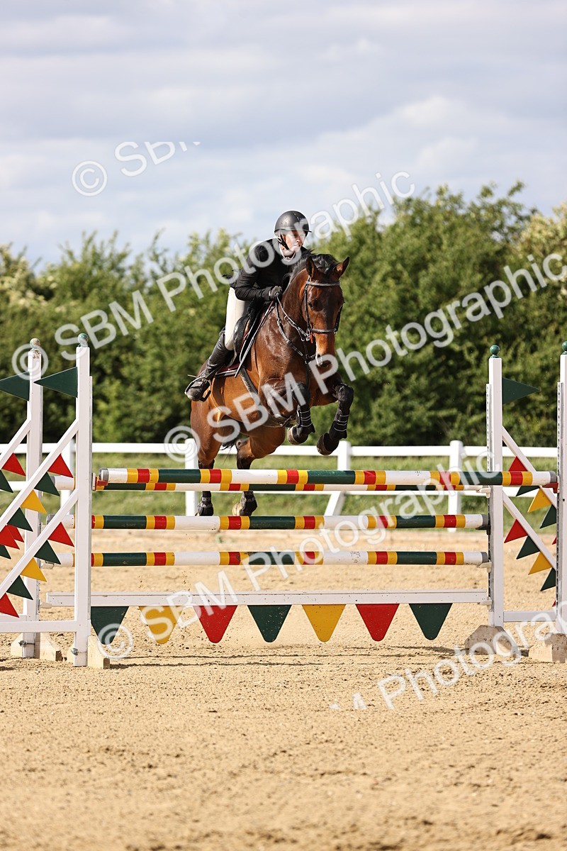 SBM_003643 - Class 13 - Senior Foxhunter - 1.20m