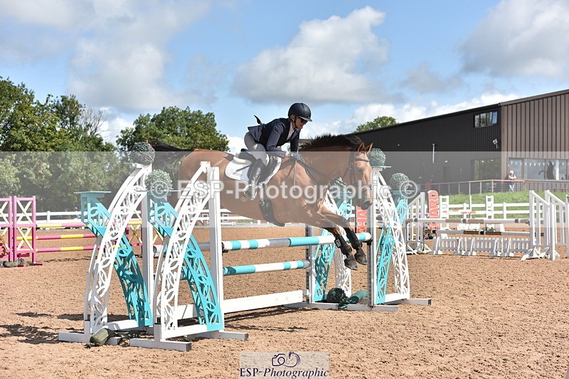 230806A-110914-01341 - Cls 17 Snr Discovery & 1m Open