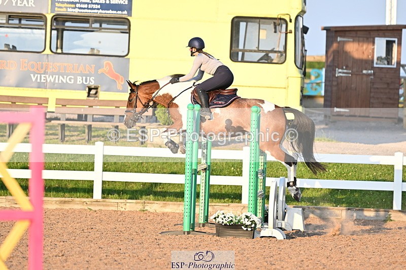 240625A-202244-01530 - Cls 09 & 10 100cm