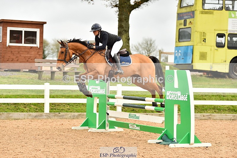 231122A-125540-00374 - Cls 4 Newcomers & 1.10m Open