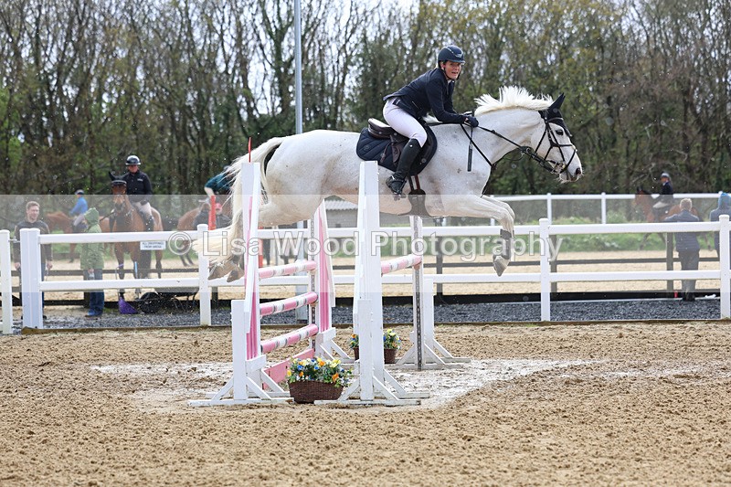 3E7A1703 - Class 7: Senior Newcomers/1.10m open