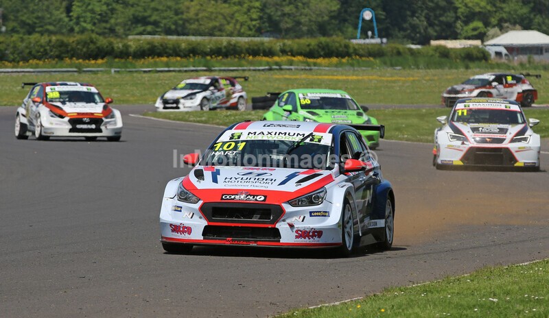  - TCT & TCR UK / VW Racing