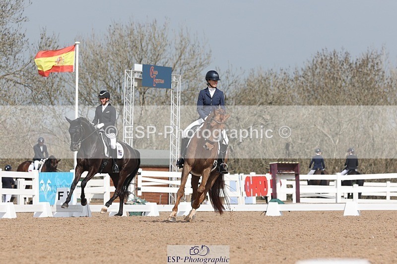 250404-112333-04946 - 093+097-Jennifer.Charleston+Gijs.Van.Vooren