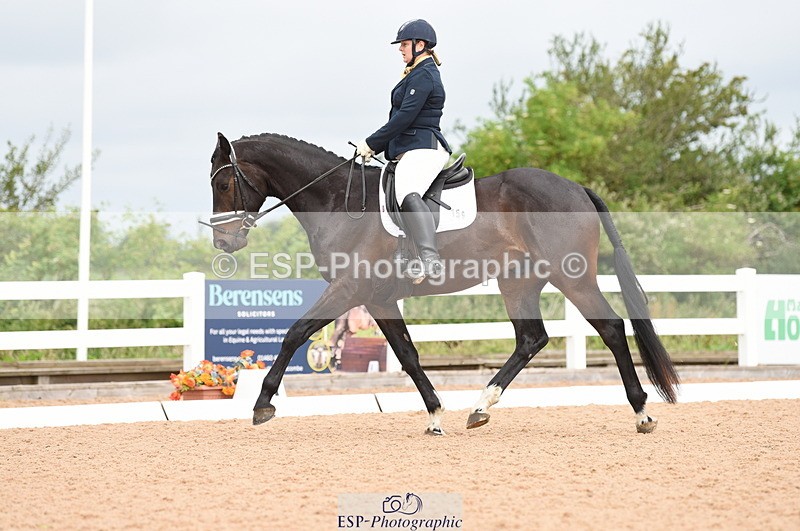 230630A-102532-00747 - Cls 4 Novice 23 Start to 11.30 break