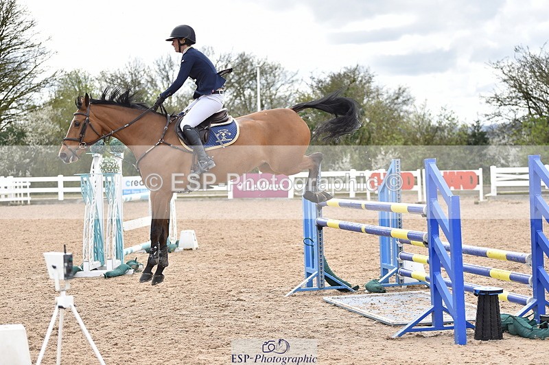 240403A-154238-01033 - Cls 5 Foxhunter and 1.20m Open
