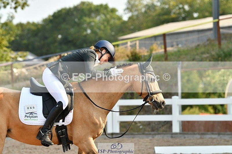 250817-091132-06806 - 065-Nicky.TurriffMyshall.Robby