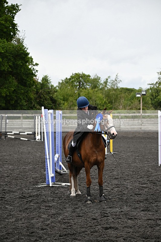 WJ6_0330 - Class 13 Novice 60cm