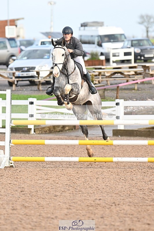 231209A-114152-01676 - Cls 11 Snr 1.05m Open