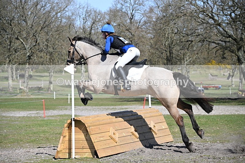 WJ6_3590 - Time 12:36 to 12:55