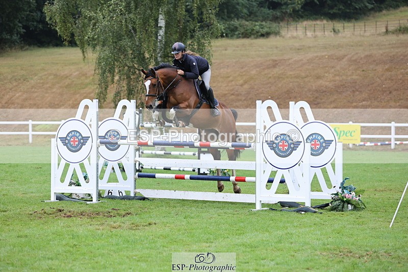 250830A-150907-07219 - Cls 16 Snr Newcomers and 1.10m Open