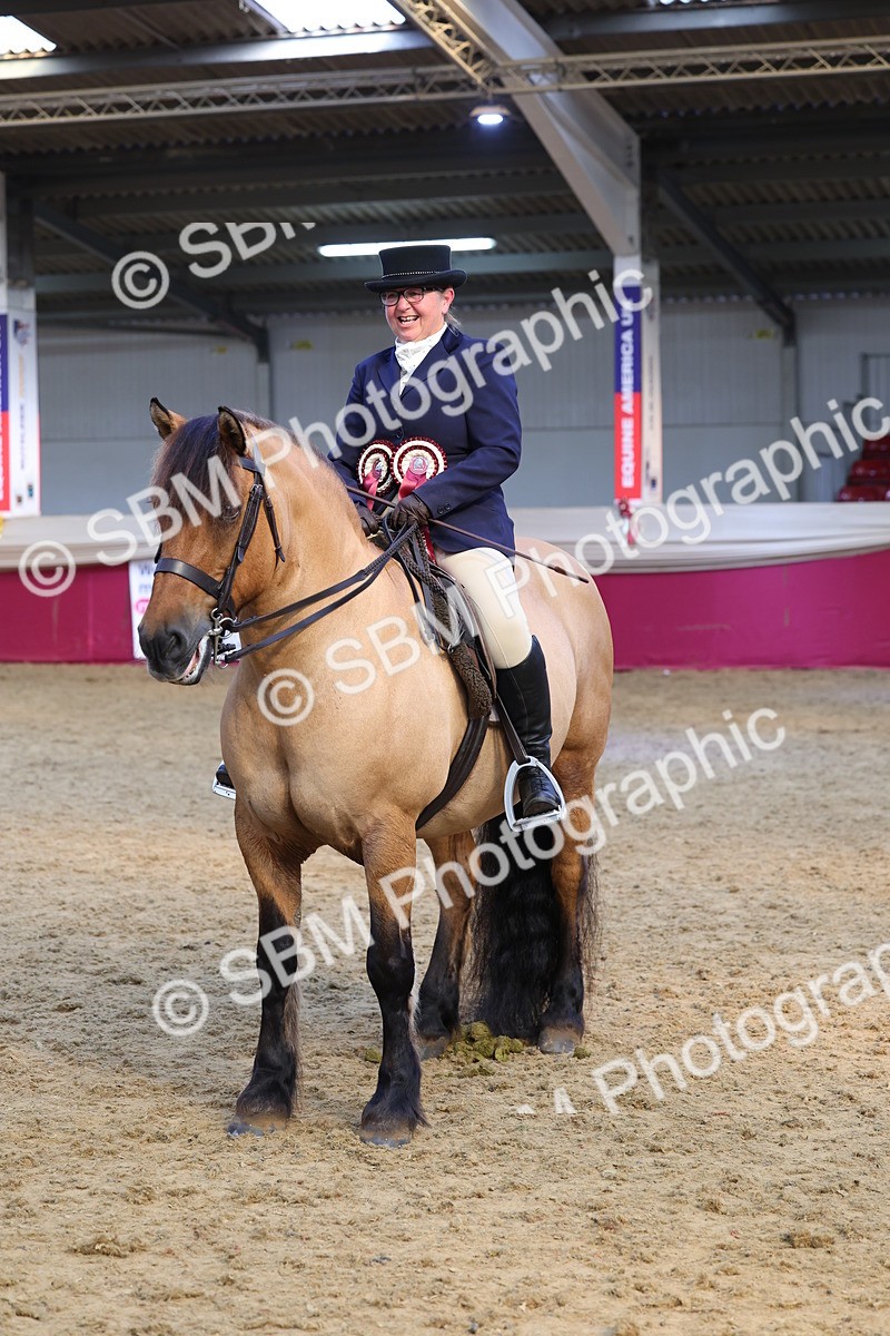 SBM_24694 - Class 906 - Supreme Final - Ridden Pre Vet