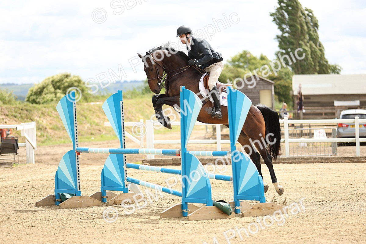 SBM_000442 - Class 3 - Senior Discovery - 1.00m