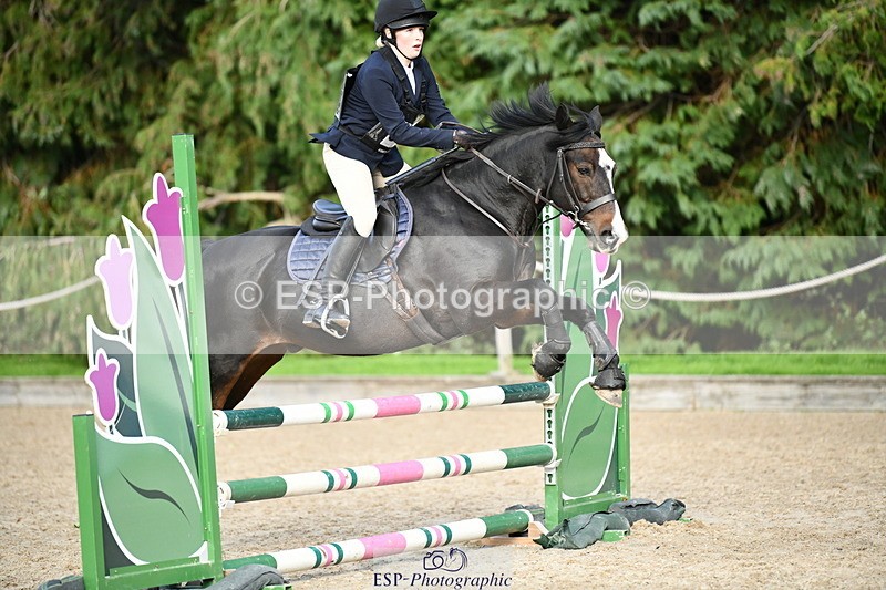 251004A-162034-02039 - Classes 10 & 11 80cm