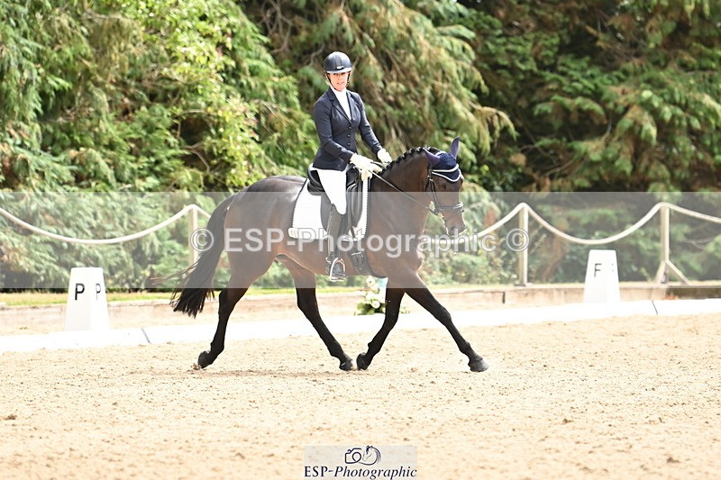 250808A-141351-00833 - 065-Jenny.Lo-VelPrince.T