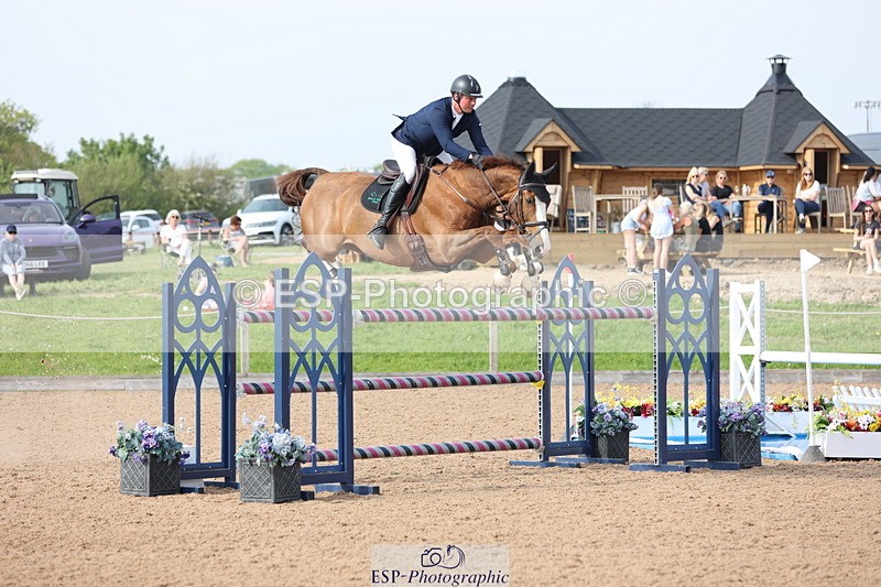 240511A-170033-15133 - Cls 38 National 1.40m Open