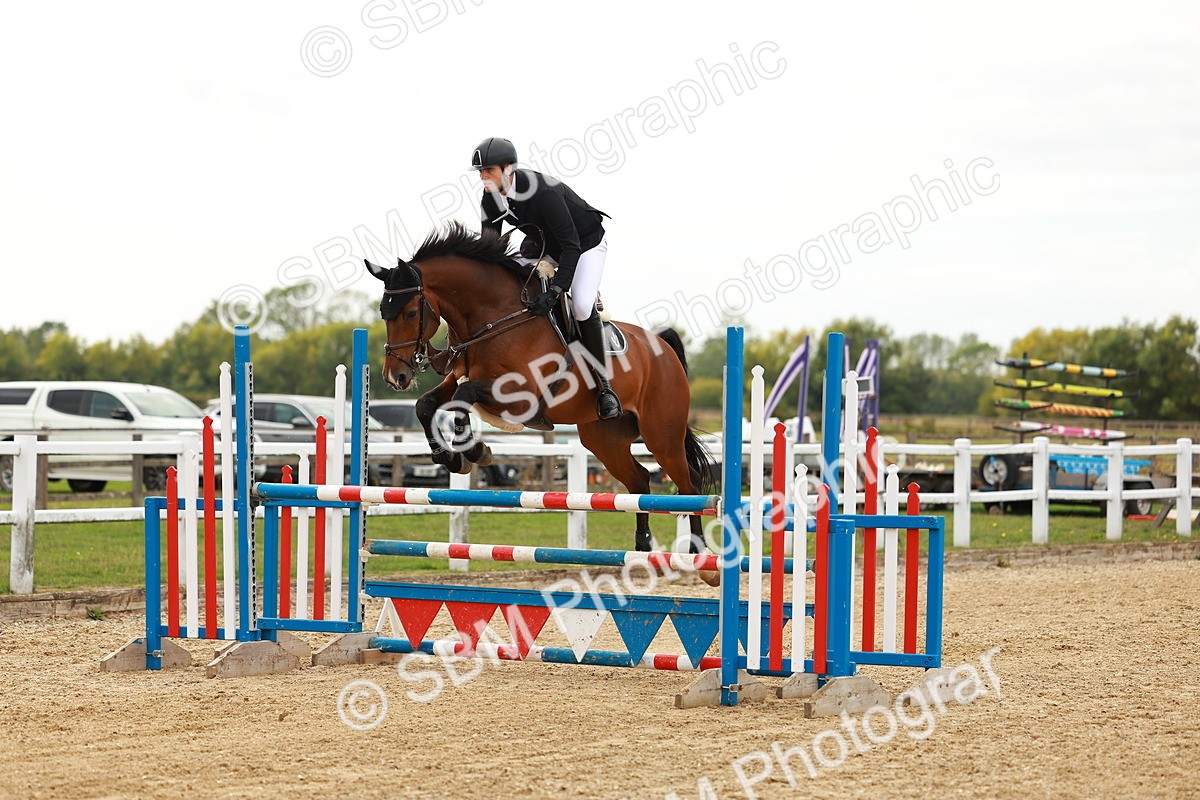 SBM_001673 - Class 4 - Senior Newcomers - 1.10m