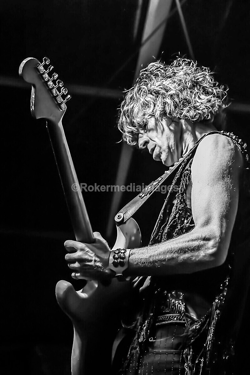 Sunday-527 - MINETY 2025