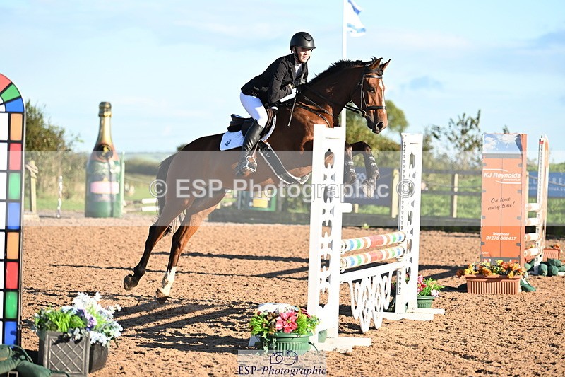 240912A-174354-02585 - Cls 7 Snr 90cm Open Speed Derby