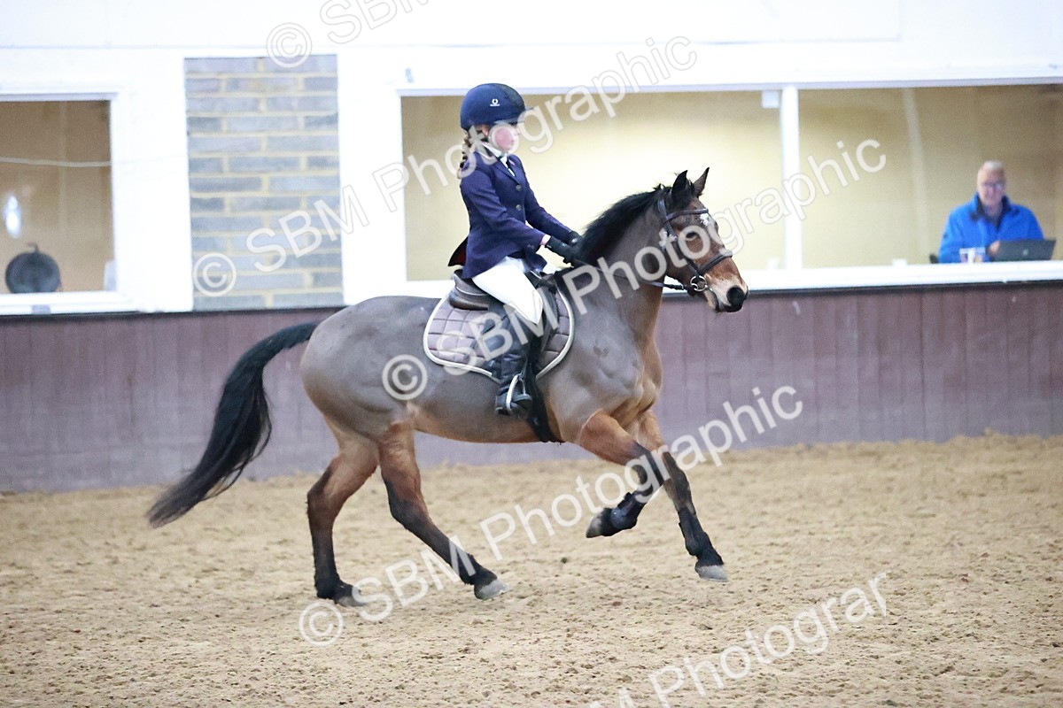 SBM_000132 - Class 1 - Pony Intro 70cm