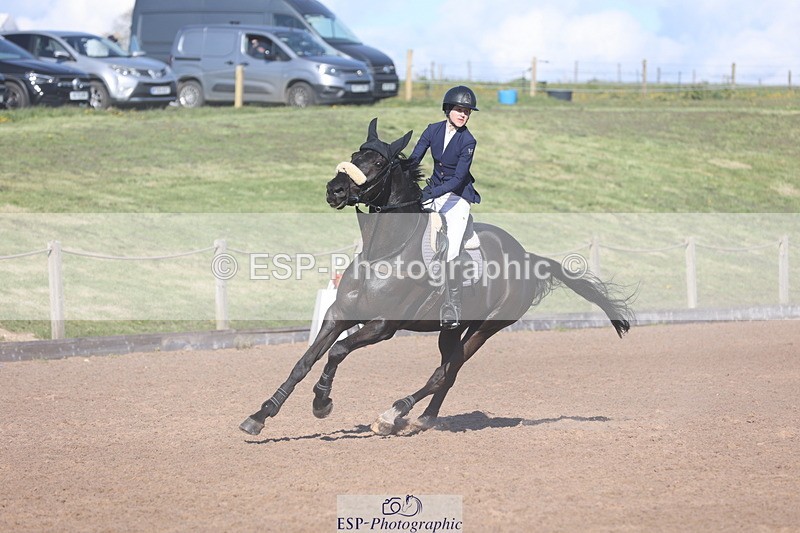 240419A-170149-09559 - Cls 10, 2 Star Big Tour 145cm  Break to End