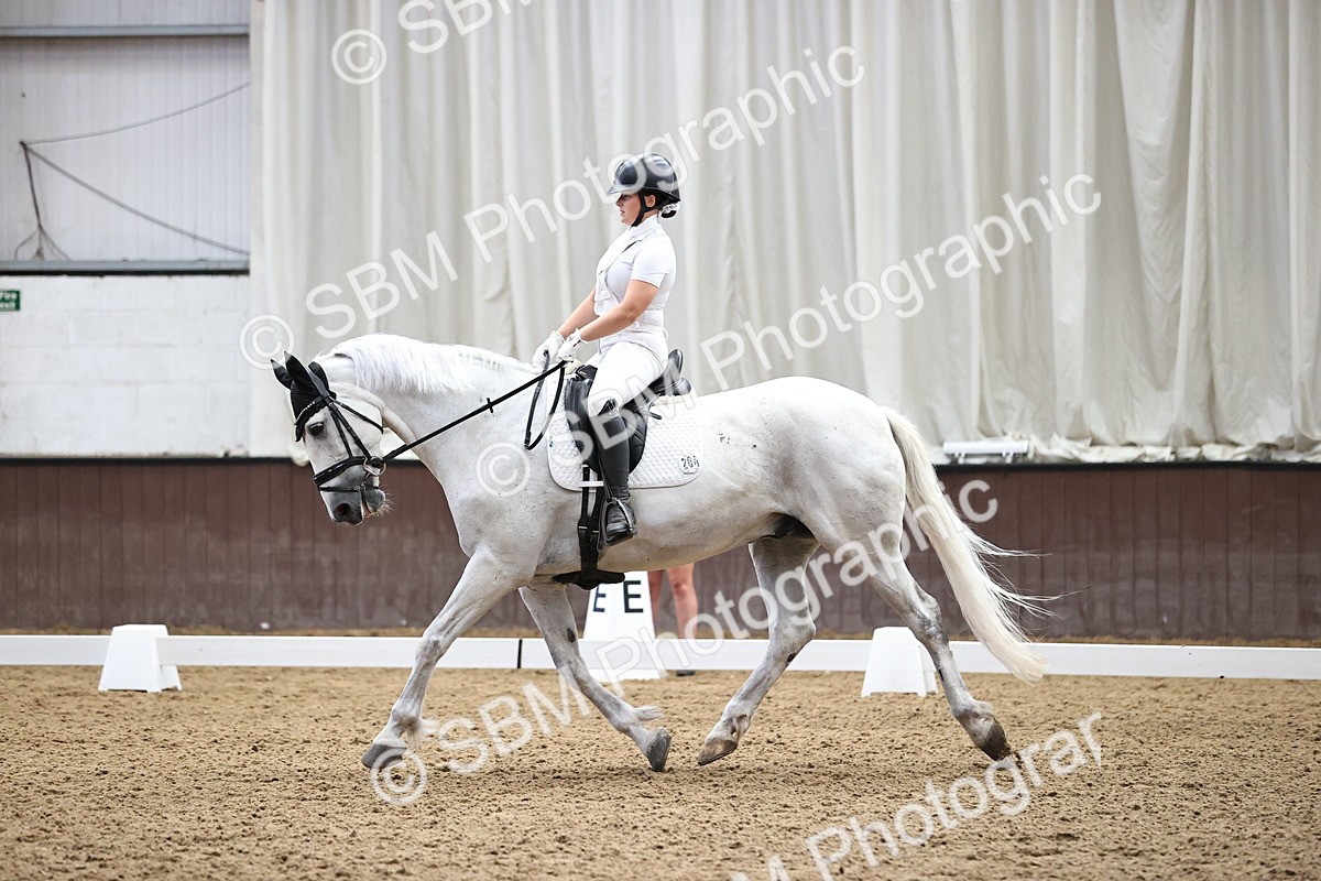 SBM_000907 - Novice 4 Warm Up