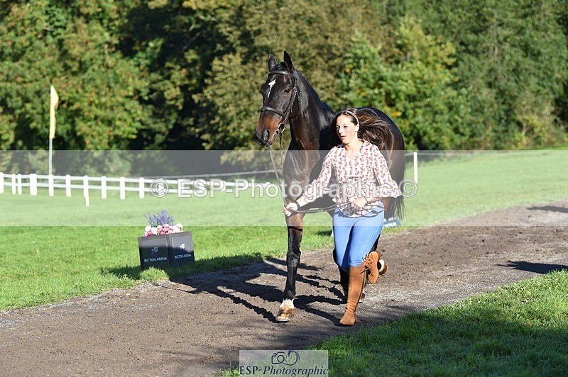 231022-101846-22401 - 430-HUNTSMAN.COM-Rachael.Watson-TrotUp+SJ