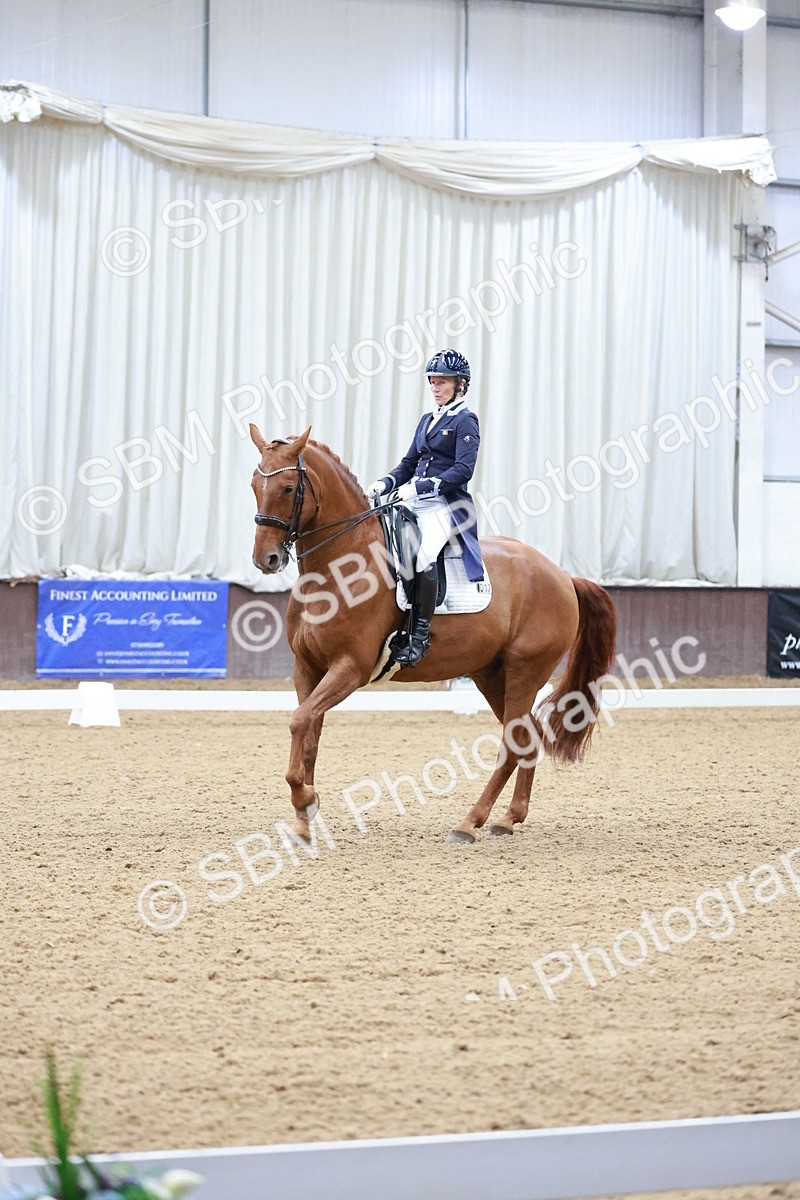 SBM_020879 - Class 13 - FEI INT I - 16.26-17.14