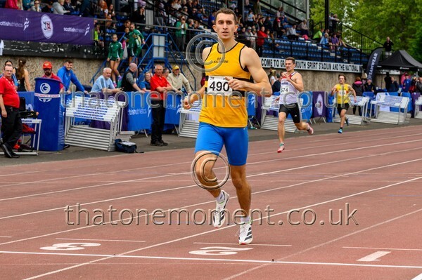 Sen25SAT-913795 - Track Male Set Two