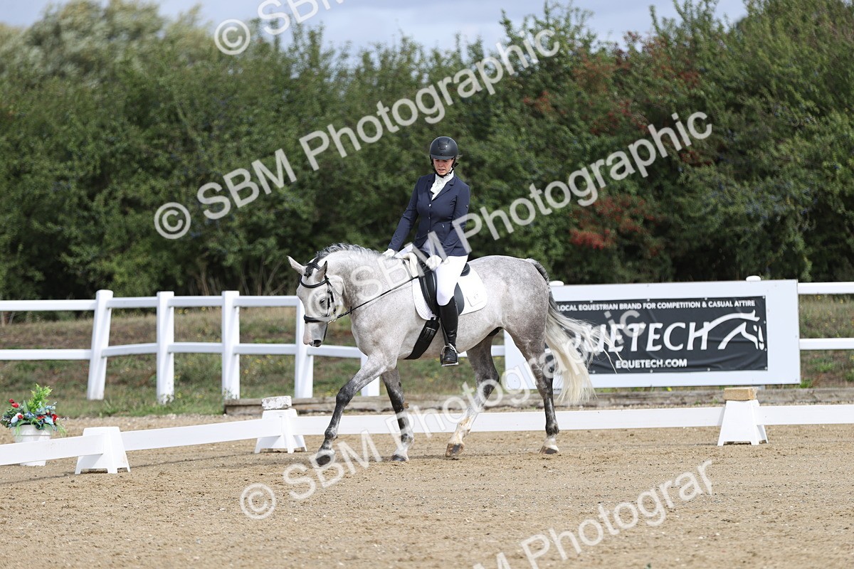 SBM_001533 - Class 2 - Intro 4 Champs - 10.56-11.44