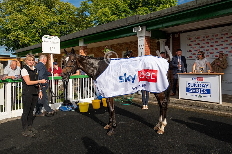 160624-Race 6-Letsbefrank-5685 - Race 6