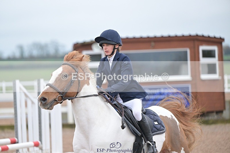 251116-100108-01098 - Cls 2 Pony Intro 70cm