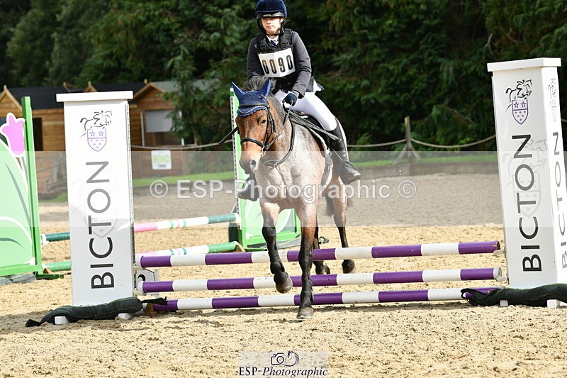 251004A-105939-00487 - Classes 4 & 5 50cm