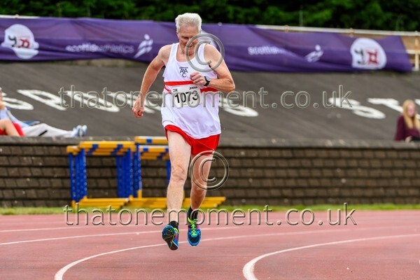 CEM26-925420 - Track Male Set Two
