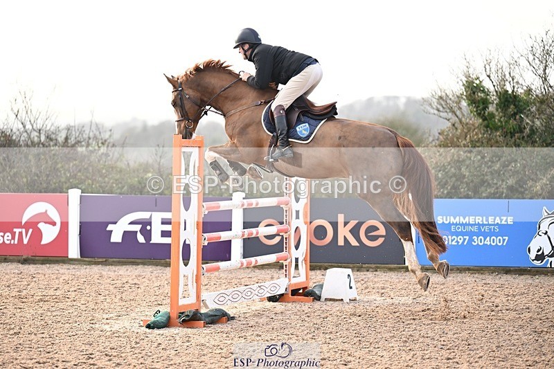 251206-141032-01251 - Cls 13 Snr Foxhunter and 1.20m