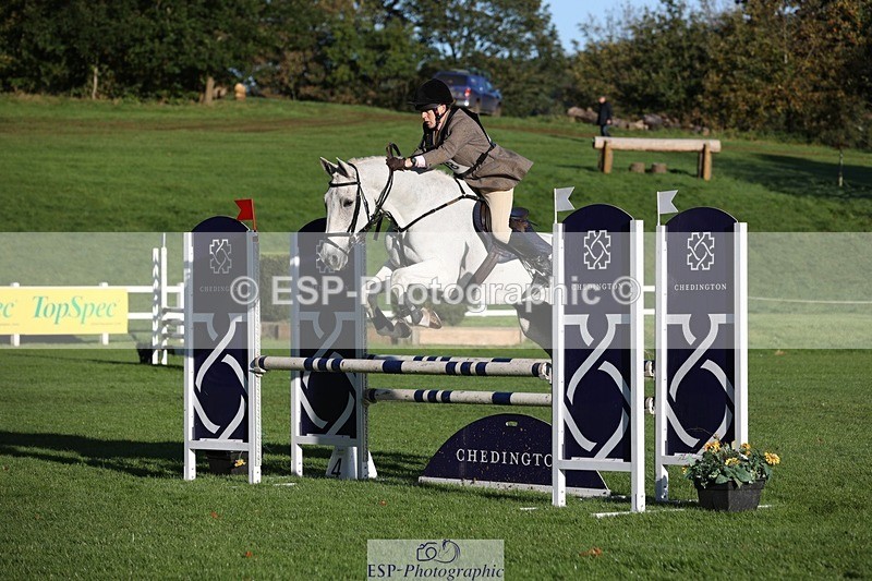 231022-093830-24004 - 608-SIR.HAROLD-William.Cursham-TrotUp+SJ