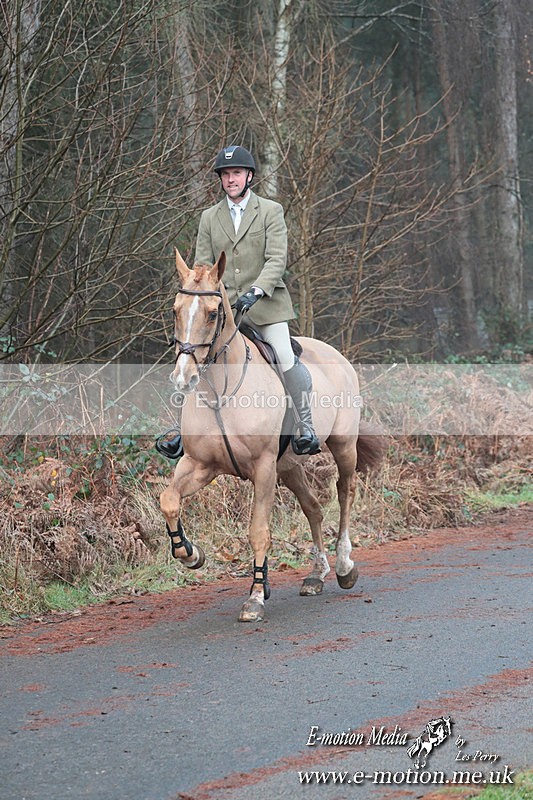 HUPY 261224 440 - Pytchley with Woodland Hunt Boxing Day Meet 26th December 2024