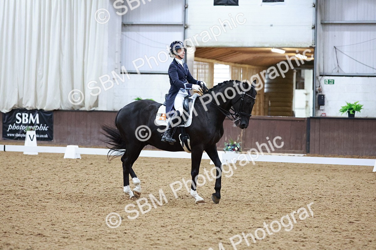 SBM_021860 - Class 14 - FEI Grand Prix - 18.52-19.37