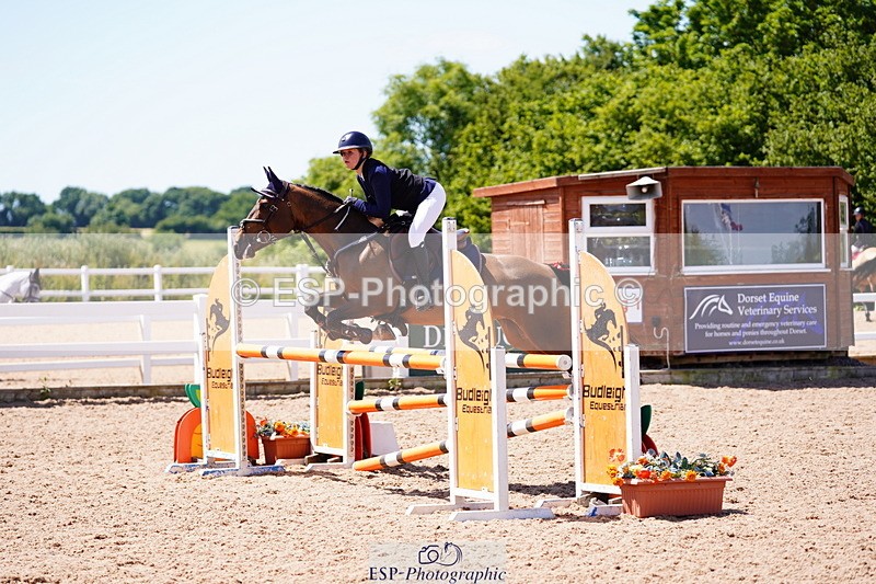 240629A-115838-05133 - Cls 18 Newcomers and 1m Open