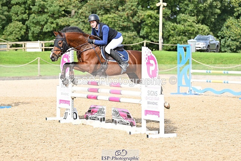 230930-120258-00455 - Cls 4 Pony Newcomers & 1m Open