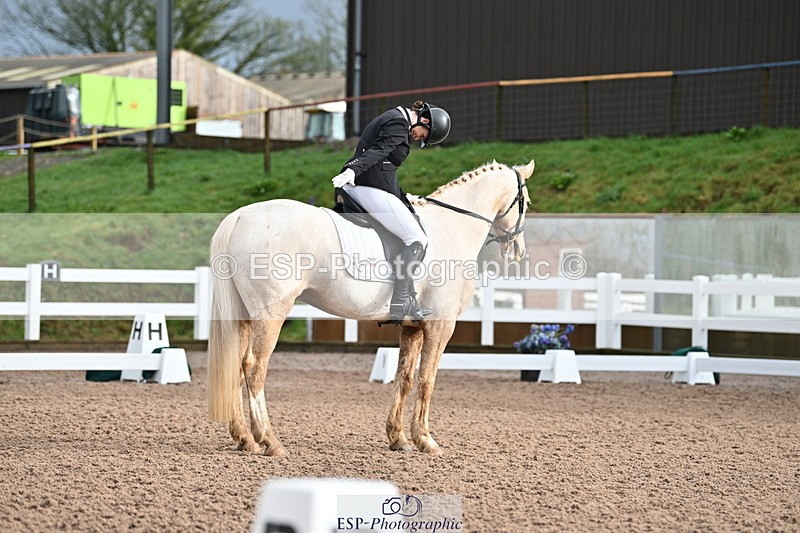 240218A-094740-04855 - 176-Kim.Walker-Dom.Perignon