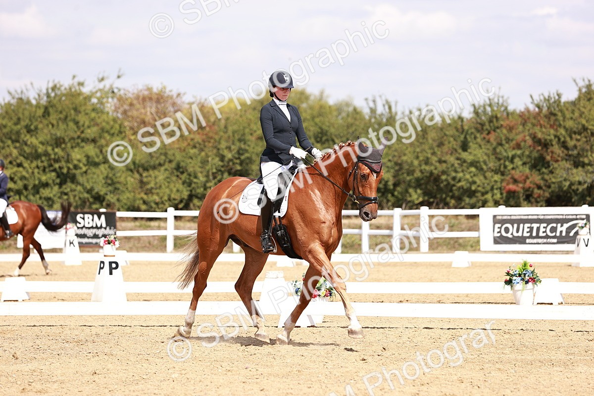 SBM_018464 - Class 17 - Novice 6