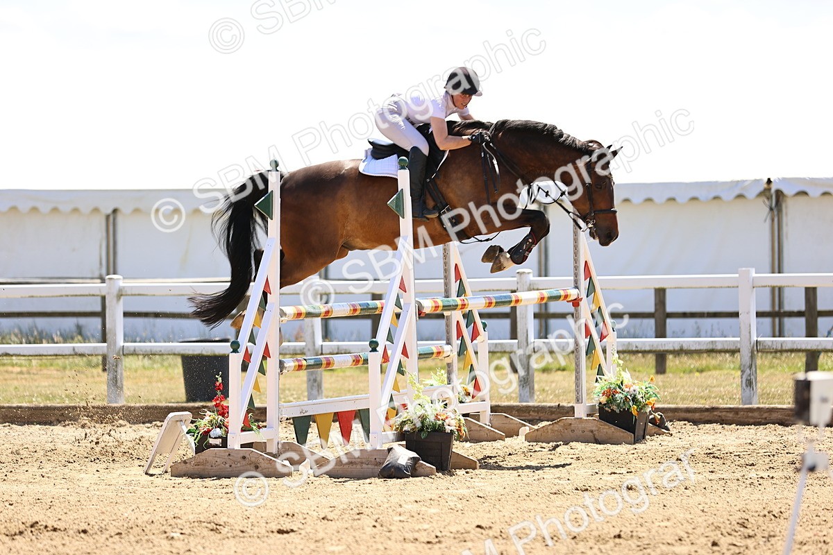 SBM_014536 - Class 15 - Senior Newcomers - 1.10m Open