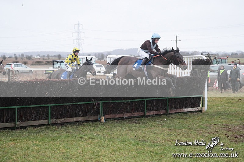 PtP 260125 725 - Cocklebarrow Point-to-Point racing with the Heythrop Hunt 26/01/25