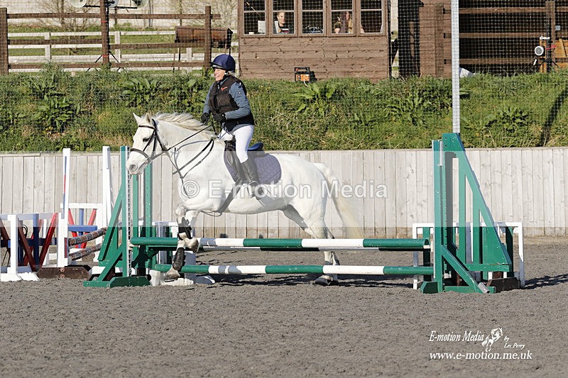 _EST0076 - Bourne Valley Riding Club Winter Showjumping 27/03/22