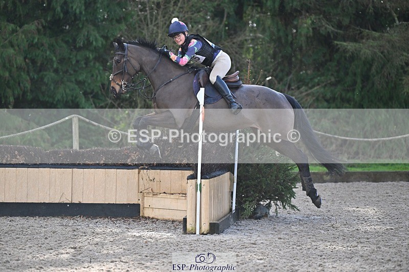 240302-145947-01670 - Cls 3 90-95cm