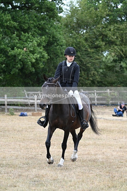 WJ7_1149 - Class 8 Ridden Veterans