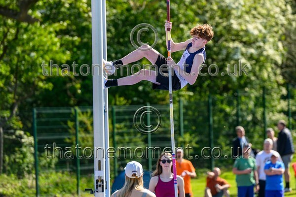 West25Sat-919224 - Field Male