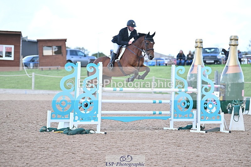 231014A-122957-04581 - Cls 19 1.15m Members Cup